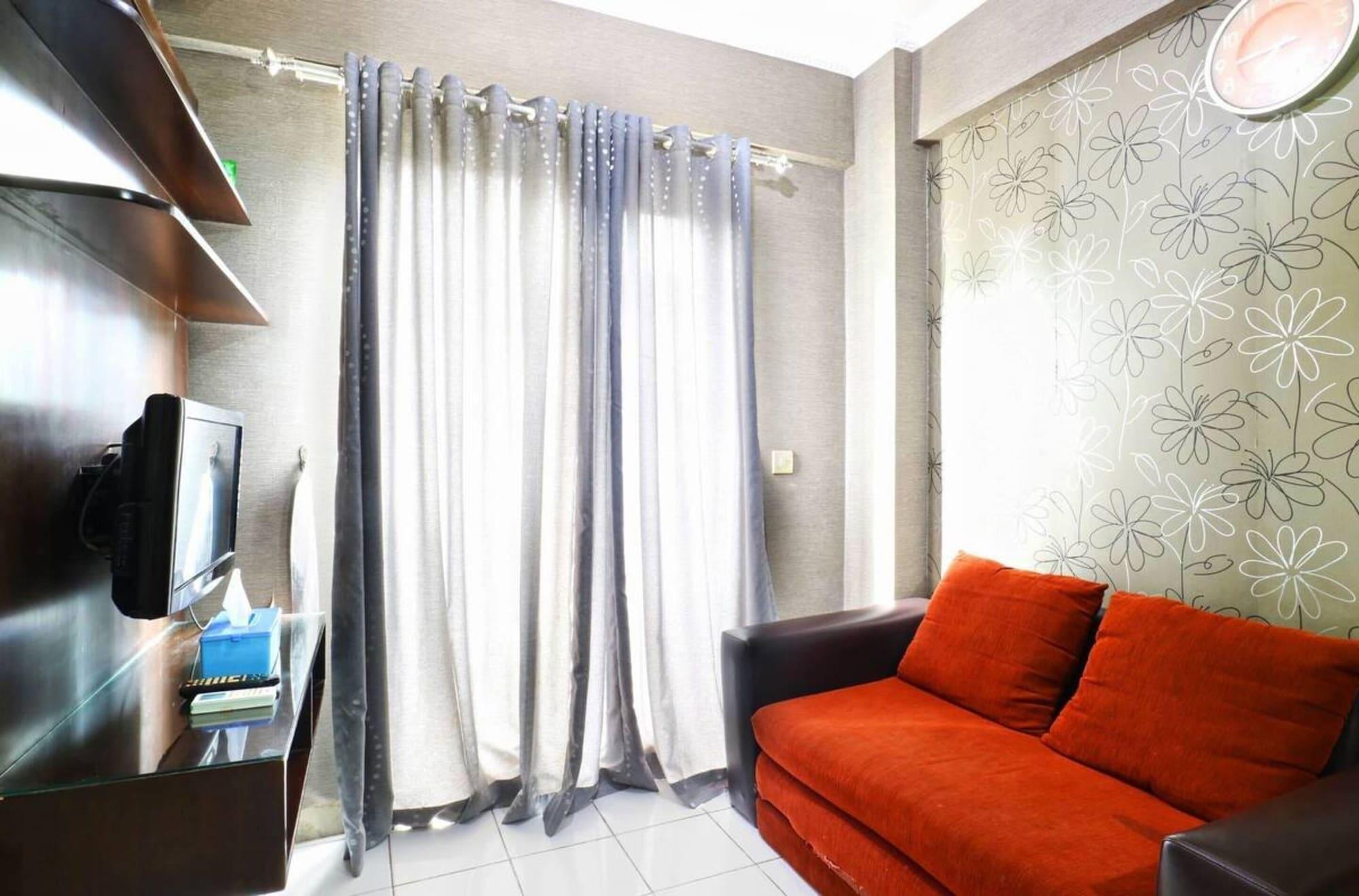 District 1 By Zuzu Hotel Bekasi